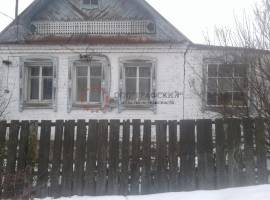 Продается жилой, кирпичный дом в поселке городского типа Нижние...