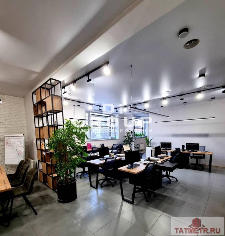 Аренда офиса класса А , общей площадью 145 м², расположенном на 1 этаже.  Планировка: кабинеты + большой общий зал с... - 3