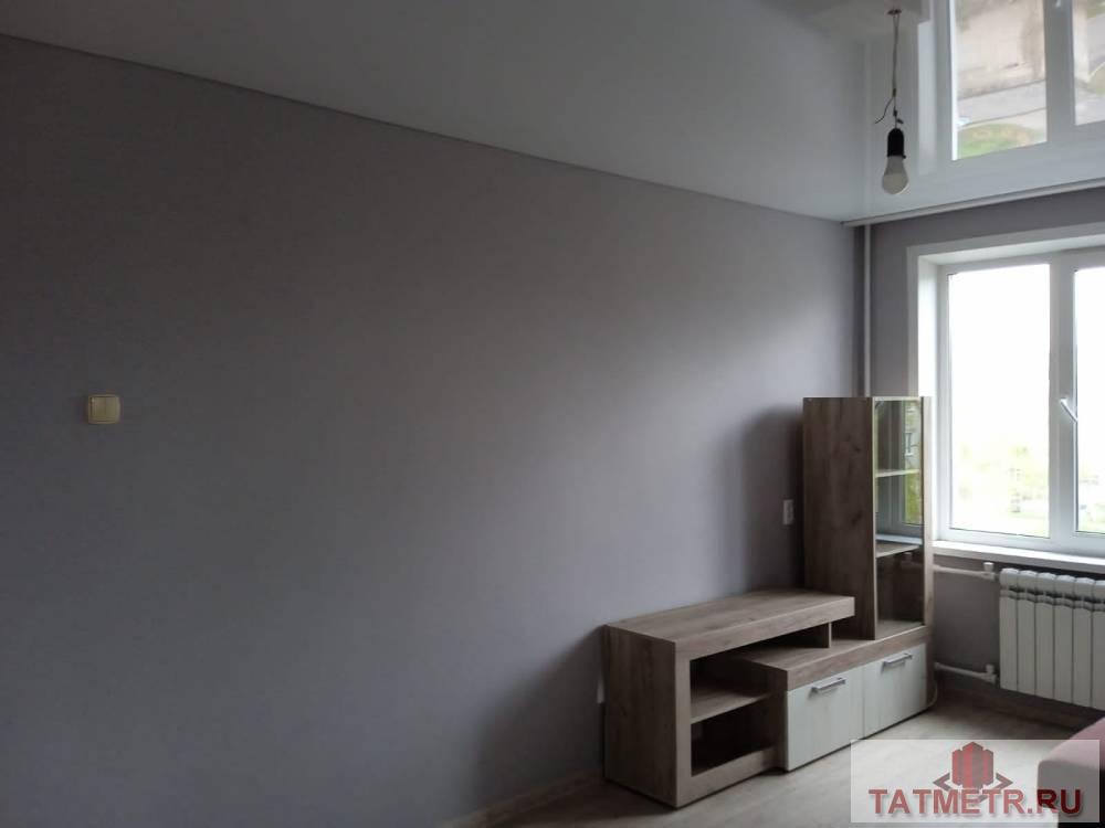 Сдается двухкомнатная квартира в г. Зеленодольск. Квартира уютная, с хорошим ремонтом. Потолки везде натяжные, полы... - 1