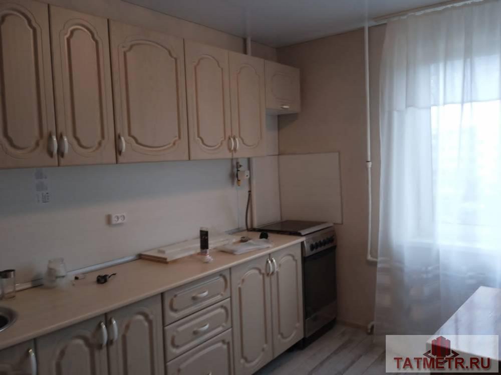 Сдается двухкомнатная квартира в г. Зеленодольск. Квартира уютная, с хорошим ремонтом. Потолки везде натяжные, полы... - 5
