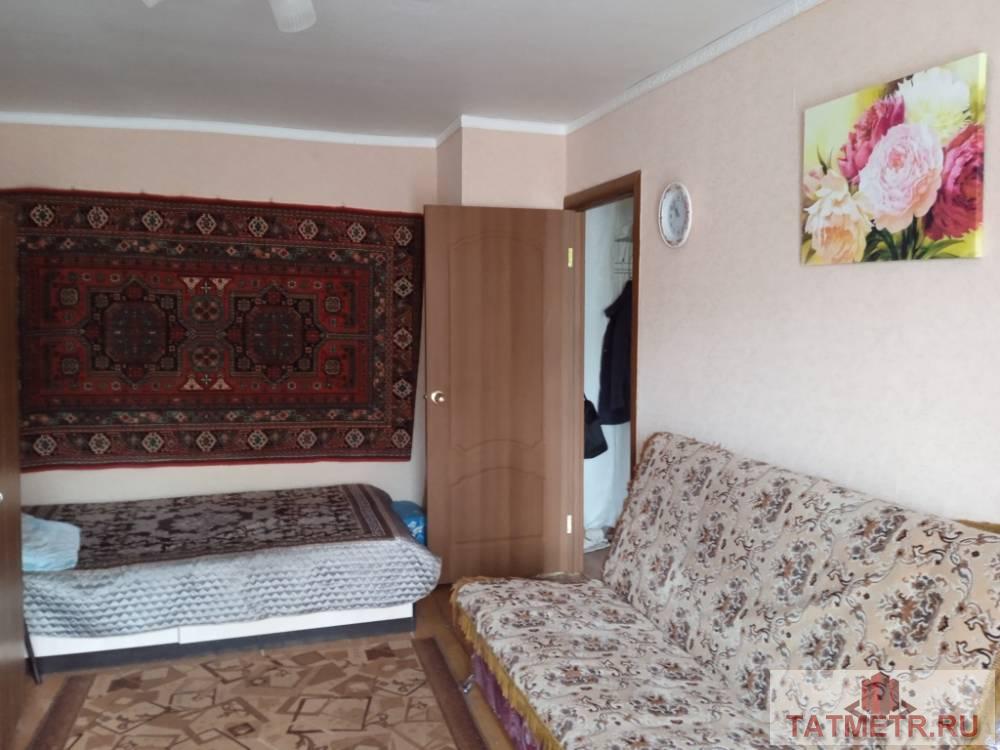Продается однокомнатная квартира в городе Зеленодольск. Квартира чистая, уютная. Окна пластиковые, санузел совмещен.... - 2