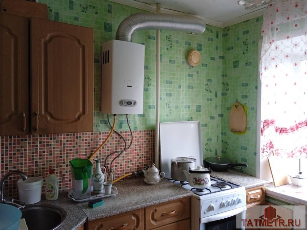 Продается однокомнатная квартира в городе Зеленодольск. Квартира чистая, уютная. Окна пластиковые, санузел совмещен.... - 3