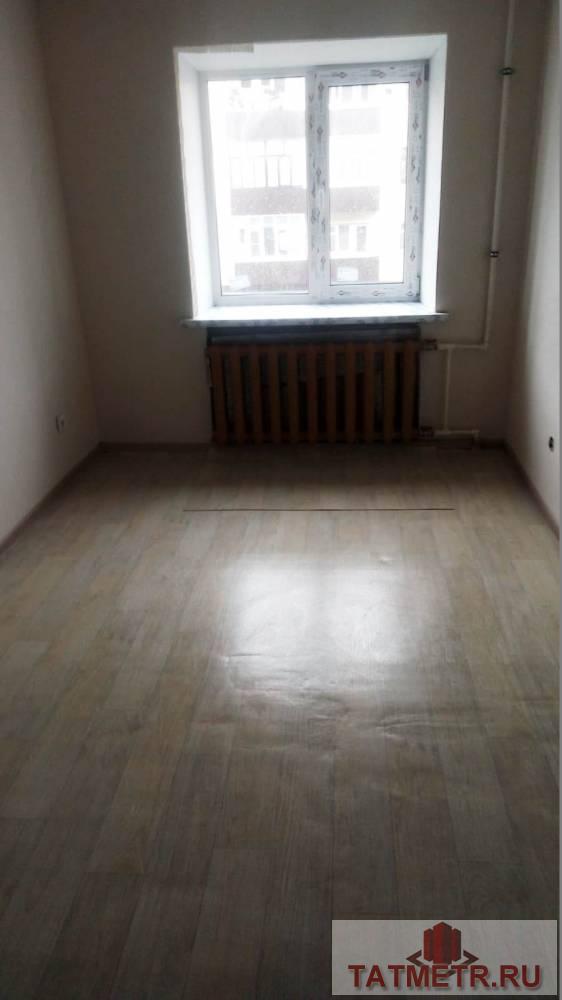 Продается отличная трех комнатная квартира в центре города Зеленодольск. Квартира чистая, уютная, светлая, с...