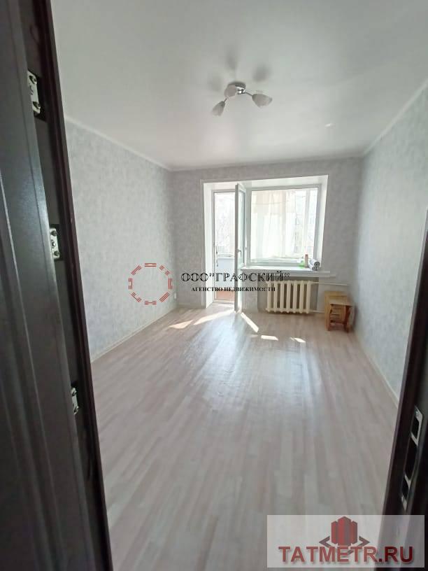 Продаю просторную и чистую комнату на 3 этаже 5-тиэтажного дома в Московском районе. В комнате произведен...