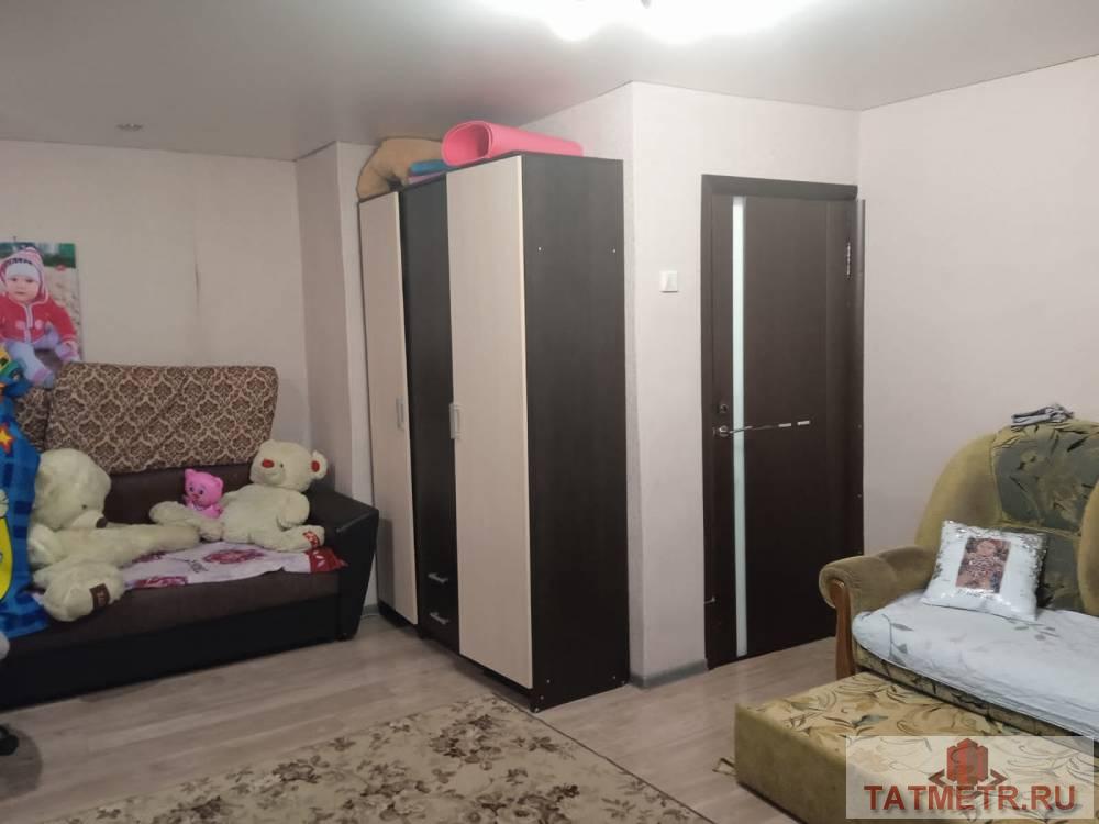 Продается отличная квартира в центре города Зеленодольск. Квартира чистая, уютная, светлая, с ремонтом: окна... - 1