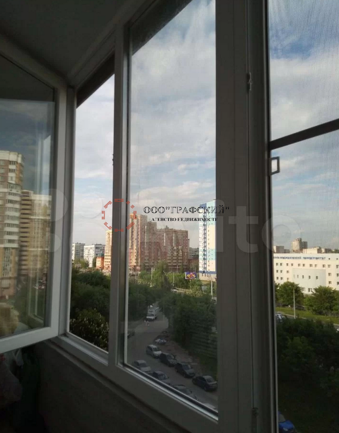 Замечательная однокомнатная квартира в центре Ново-Савиновского района!   Квартира очень уютная и светлая, несмотря... - 4