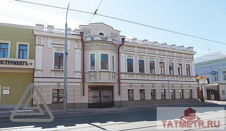 Двухэтажный особняк ХIX века в историческом центре города Казани в центральной части Старо-Татарской слободы.  Общая... - 6