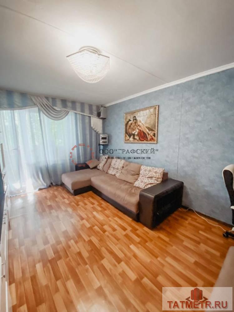 Продаю замечательную двухкомнатную квартиру в сердце Ново-Савиновского района!     Квартира очень светлая и уютная... - 2