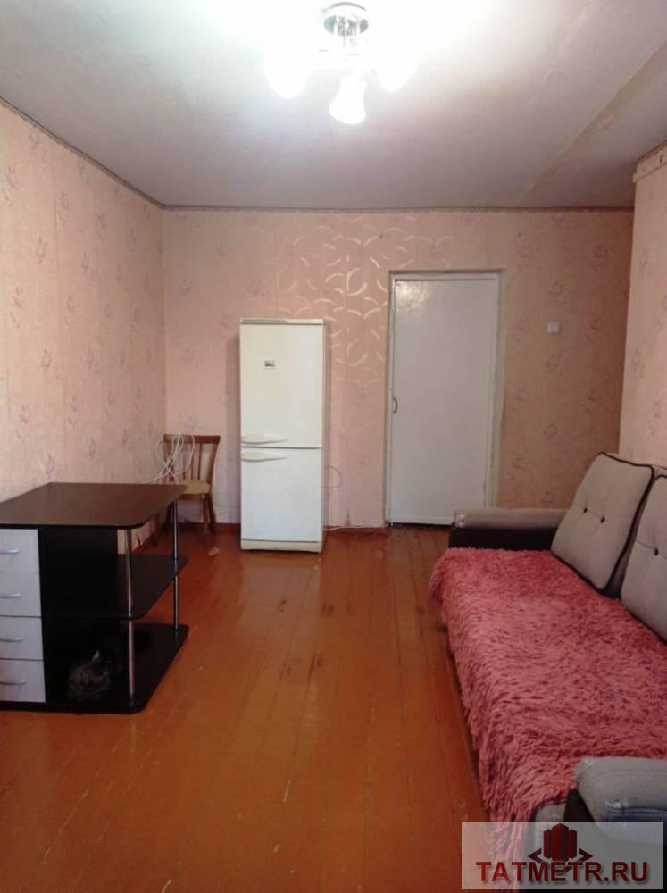 Продается трехкомнатная квартира в г. Зеленодольске. Квартира светлая, теплая. Комнаты не проходные. Санузел... - 3