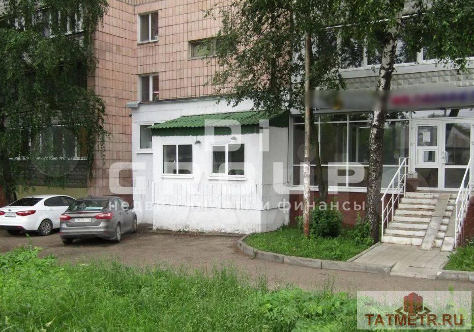 Продается нежилое помещение 21 кв.м с отдельным входом по ул Максимова 3. Помещение находится на 1 этаже жилого... - 1