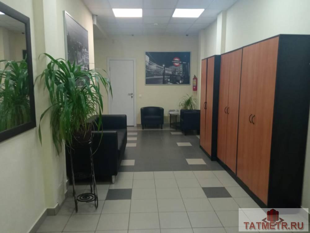 В самом центре города, сдается офис по улице Вишневского, д. 59  В офисе сделан дизайнерский ремонт, четыре кабинета,... - 1