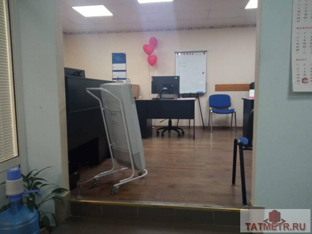 В самом центре города, сдается офис по улице Вишневского, д. 59  В офисе сделан дизайнерский ремонт, четыре кабинета,... - 7
