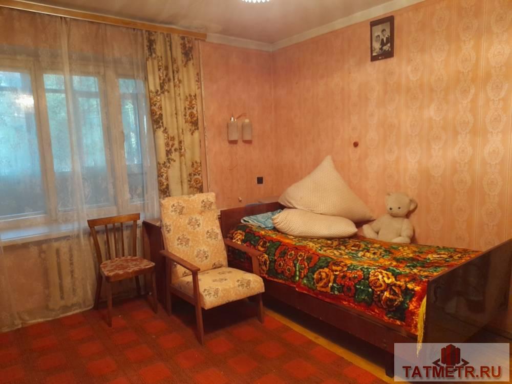 Продаётся большая, светлая комната с трёхметровой лоджией в трехкомнатной квартире в г. Зеленодольск. Санузел... - 1