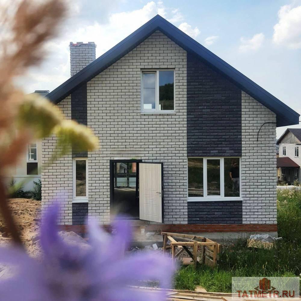 Продается новый двухэтажный кирпичный дом в предчистовый отделке в коттеджном поселке в пригороде г. Казань....