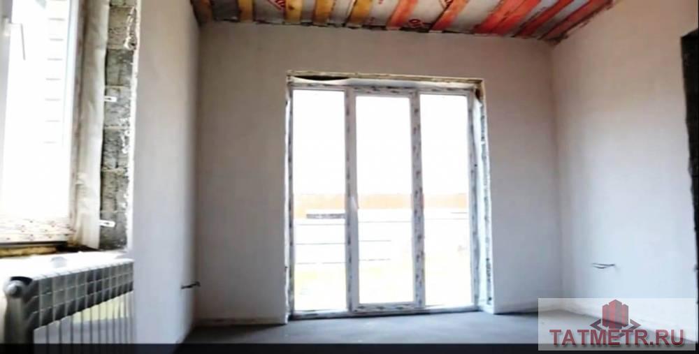 Продается новый двухэтажный кирпичный дом в предчистовый отделке в коттеджном поселке в пригороде г. Казань.... - 2