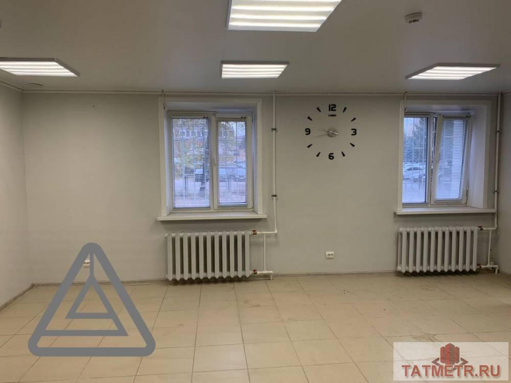 Сдам помещение свободного назначения в Ново-Савиновском районе по адресу Короленко, 52а на 1 этаже жилого дома....