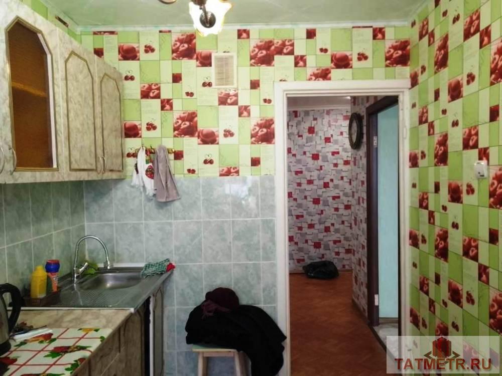Продается двухкомнатная квартира в  отличном районе г. Волжск. Комнаты просторные, раздельные, уютные в отличном... - 1