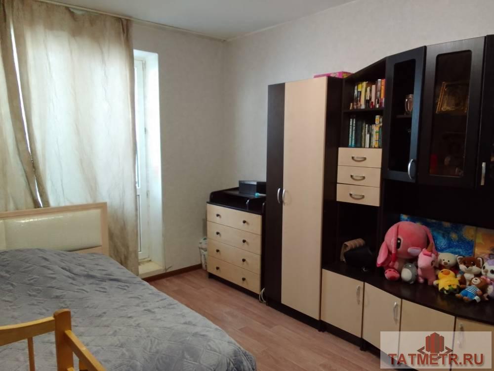 Продается отличная квартира улучшенной планировки в г. Зеленодольск. Квартира светлая, уютная, очень теплая. Потолки... - 1
