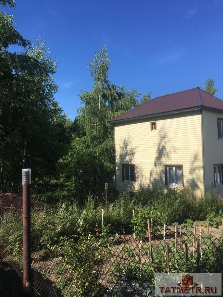 Срочно продается дом с земельным участком в городе Лаишево. Дом общей площадью 64.6 кв.м.,блочный,двухэтажный,с...