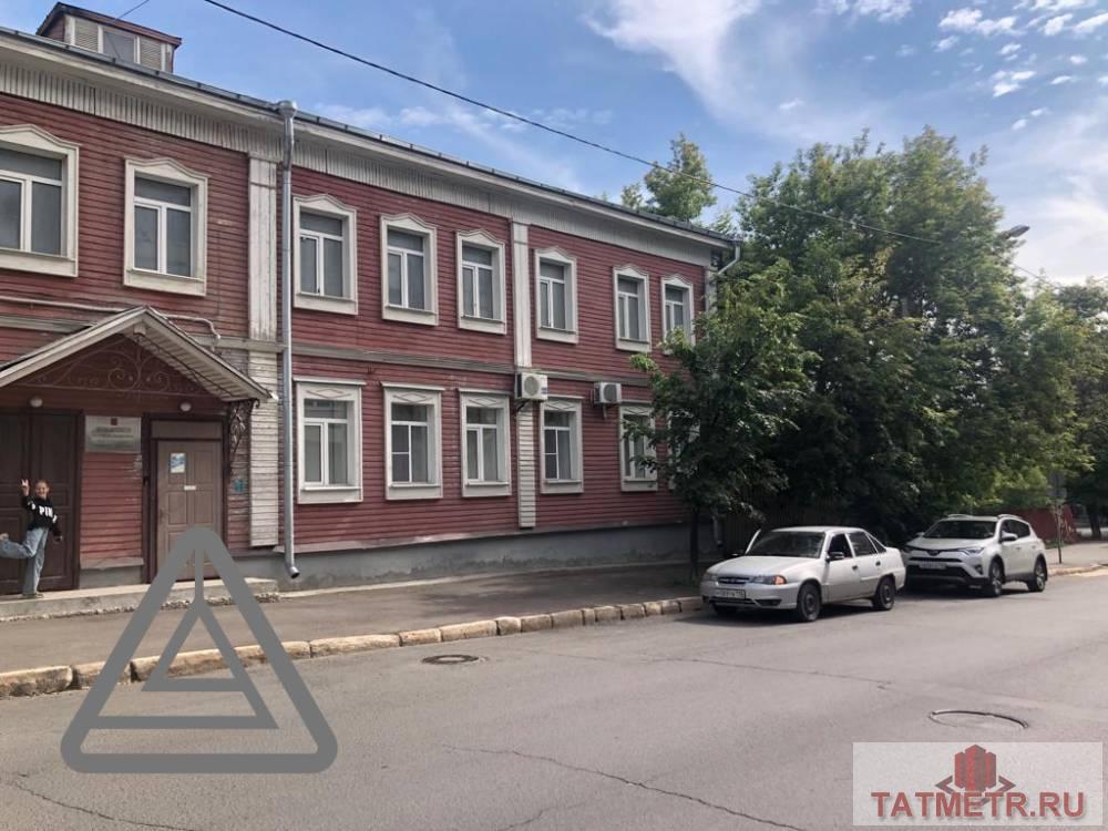 Сдается помещение 170квм , по адресу Ульянова Ленина 42 в историческом центре Казани с отдельным входом В помещении:...