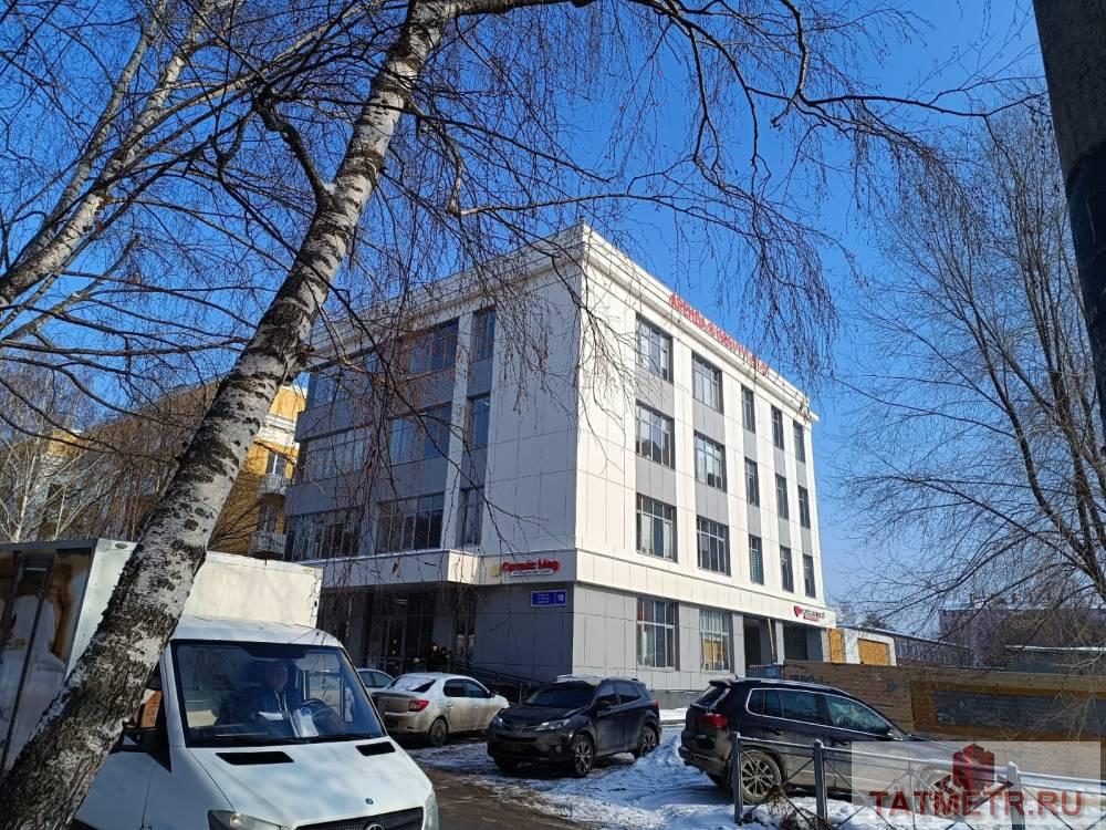 Аренда / Commercial / Office, Казань, Исаева улица, 34 335 БЦ Исаева Предлагаем в аренду офисное помещение в новом четырех этажном Бизнес центре 'Исаева', расположенном на ул....