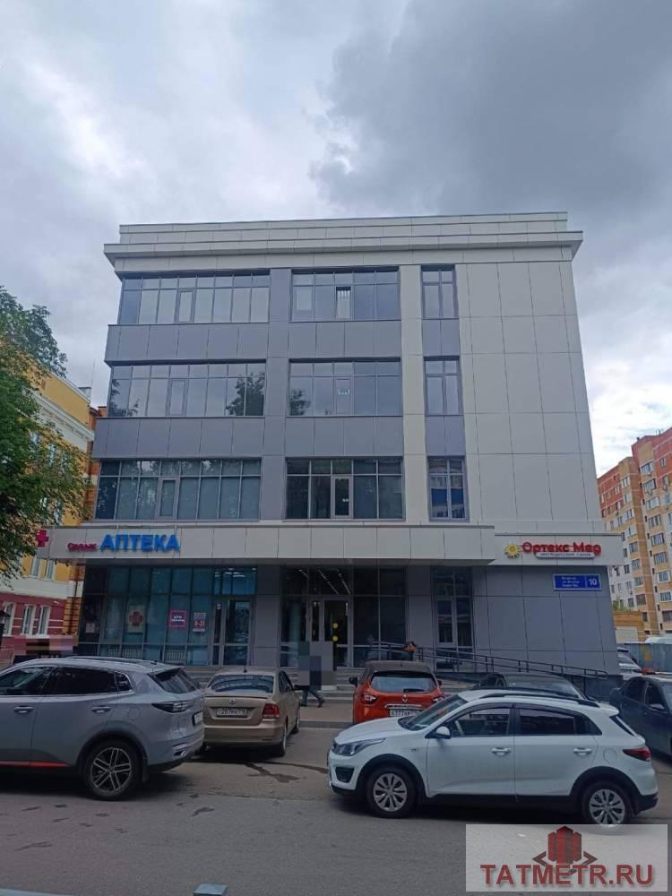Аренда / Commercial / Office, Казань, Исаева улица, 28 613 Предлагаем в аренду офисные помещения в новом четырехэтажном Бизнес центре 'Исаева', расположенном на ул. Исаева,...