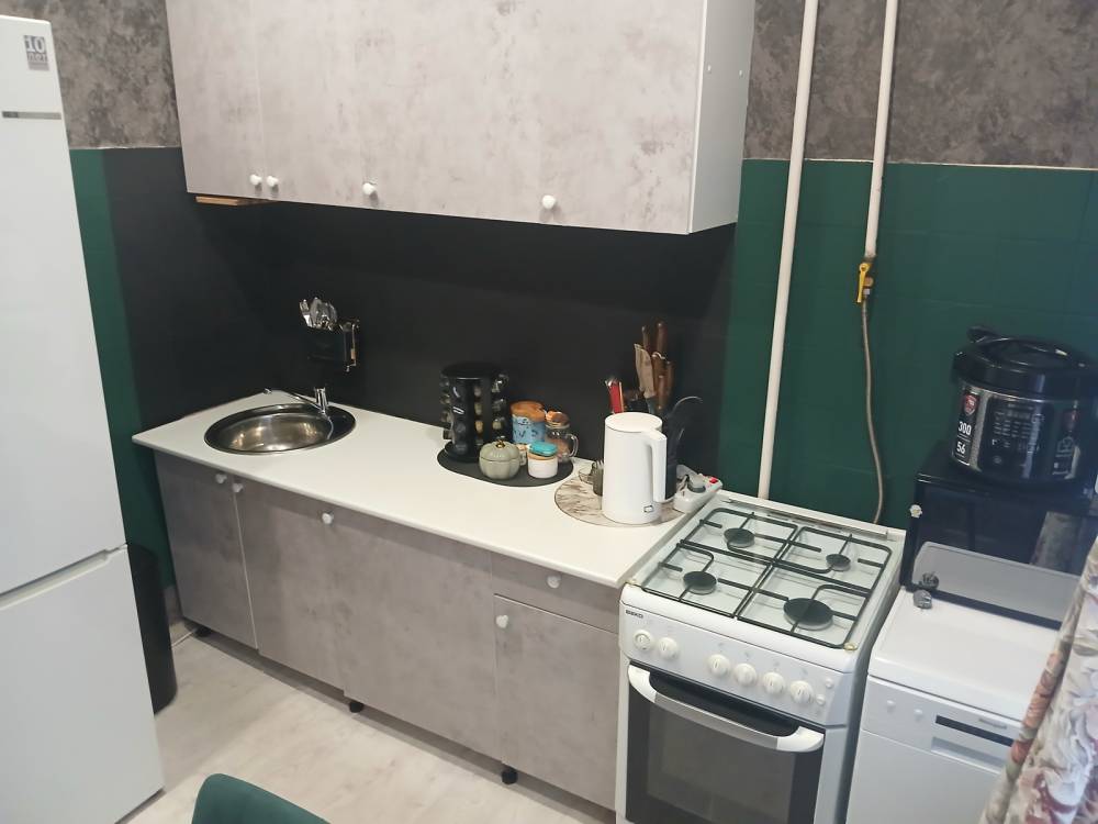 2	ком ул. Теплично-Комбинатская  д. 4      - 13