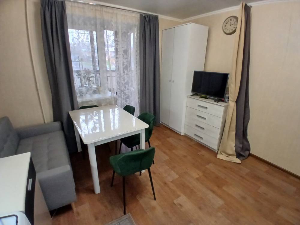 1	ком ул. Академика Завойского  д. 21        - 9